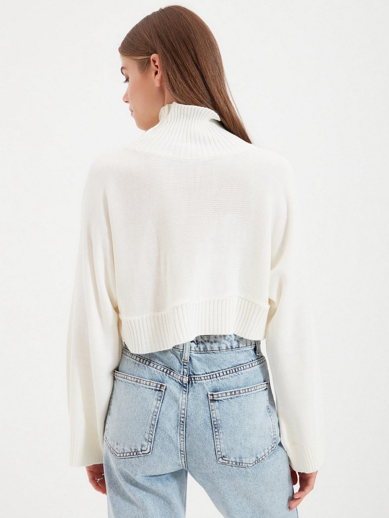Свитры и кардиганы Trendyol модель TWOAW21KZ0163/Ekru Свитры и кардиганы Trendyol модель TWOAW21KZ0163/Ekru Фото