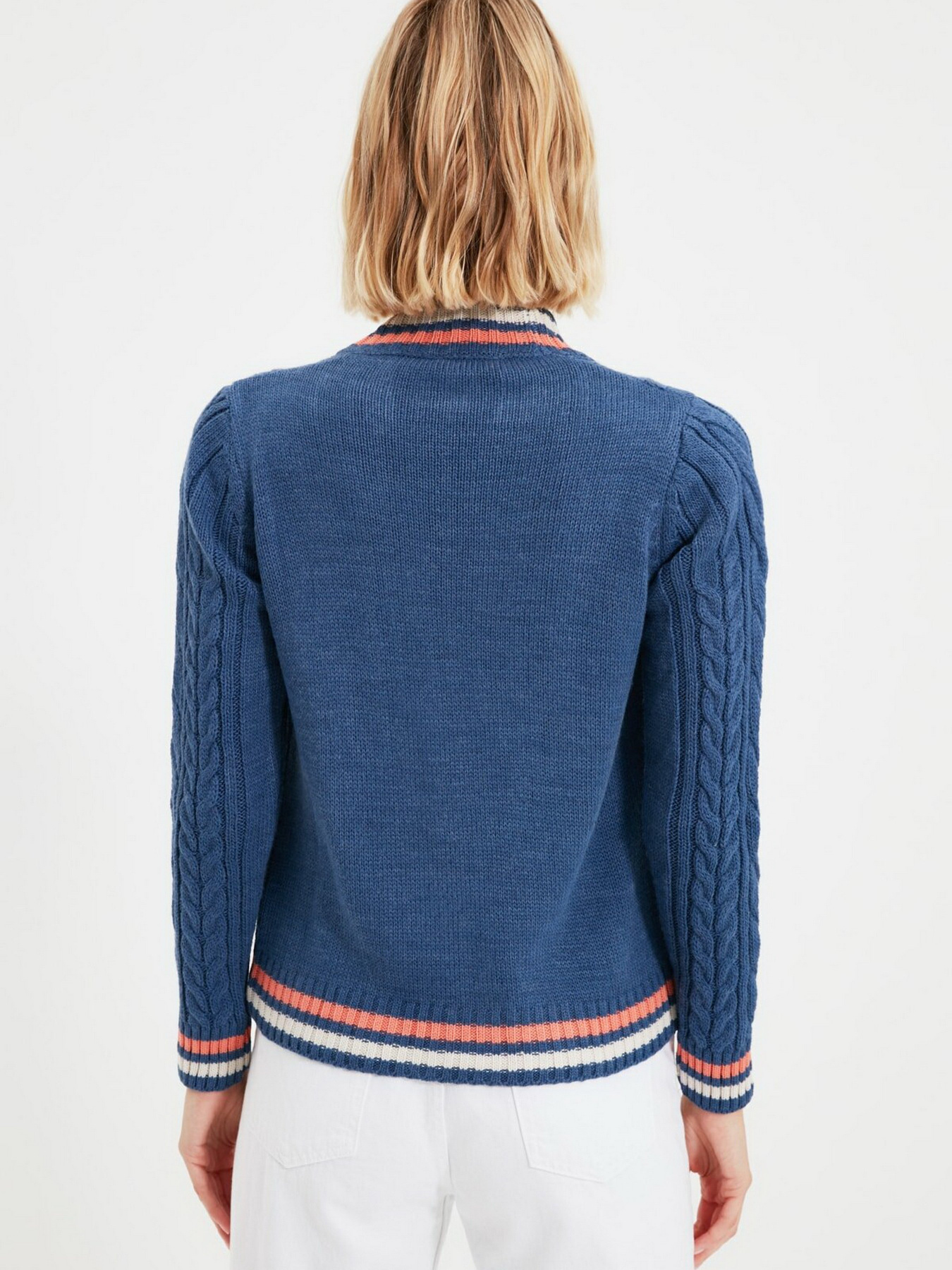 Свитры и кардиганы Trendyol модель TWOAW22HI0447/Indigo Свитры и кардиганы Trendyol модель TWOAW22HI0447/Indigo Фото