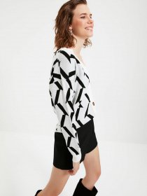 Свитры и кардиганы Trendyol модель TWOAW22HI0600/Ekru Фото