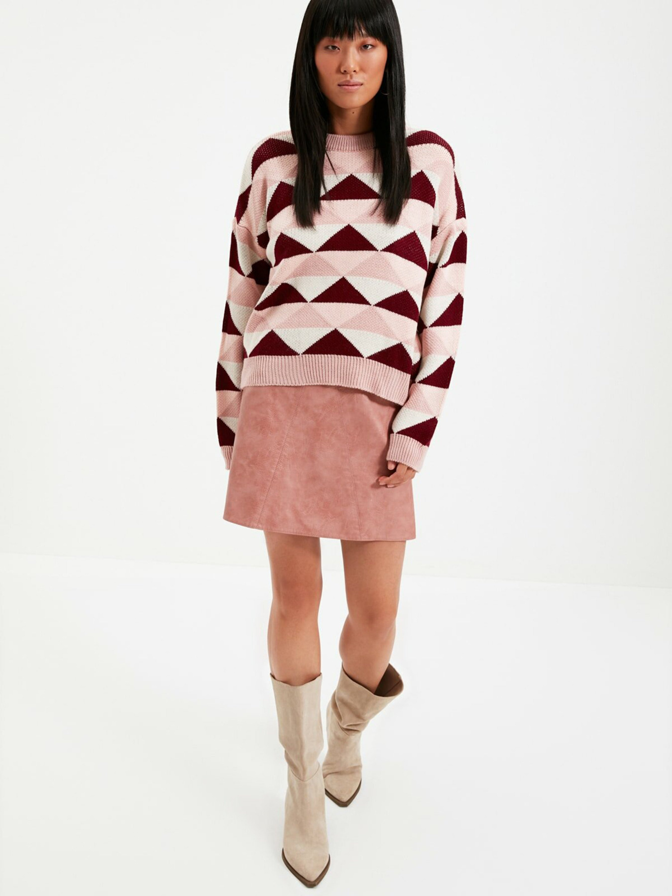 Свитры и кардиганы Trendyol модель TWOAW22KZ0011/Gul Kurusu Свитры и кардиганы Trendyol модель TWOAW22KZ0011/Gul Kurusu Фото