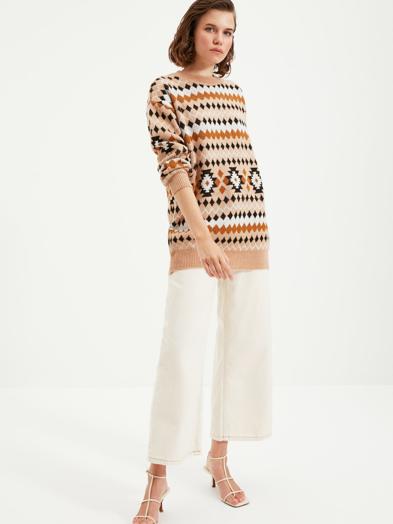 Свитры и кардиганы Trendyol модель TWOAW22KZ0046/Camel Свитры и кардиганы Trendyol модель TWOAW22KZ0046/Camel Фото