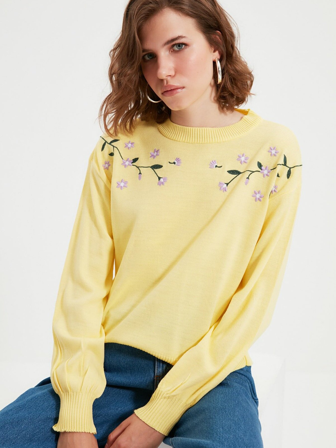 Свитры и кардиганы Trendyol модель TWOAW22KZ0211/Sari Свитры и кардиганы Trendyol модель TWOAW22KZ0211/Sari Фото