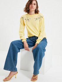 Свитры и кардиганы Trendyol модель TWOAW22KZ0211/Sari Фото
