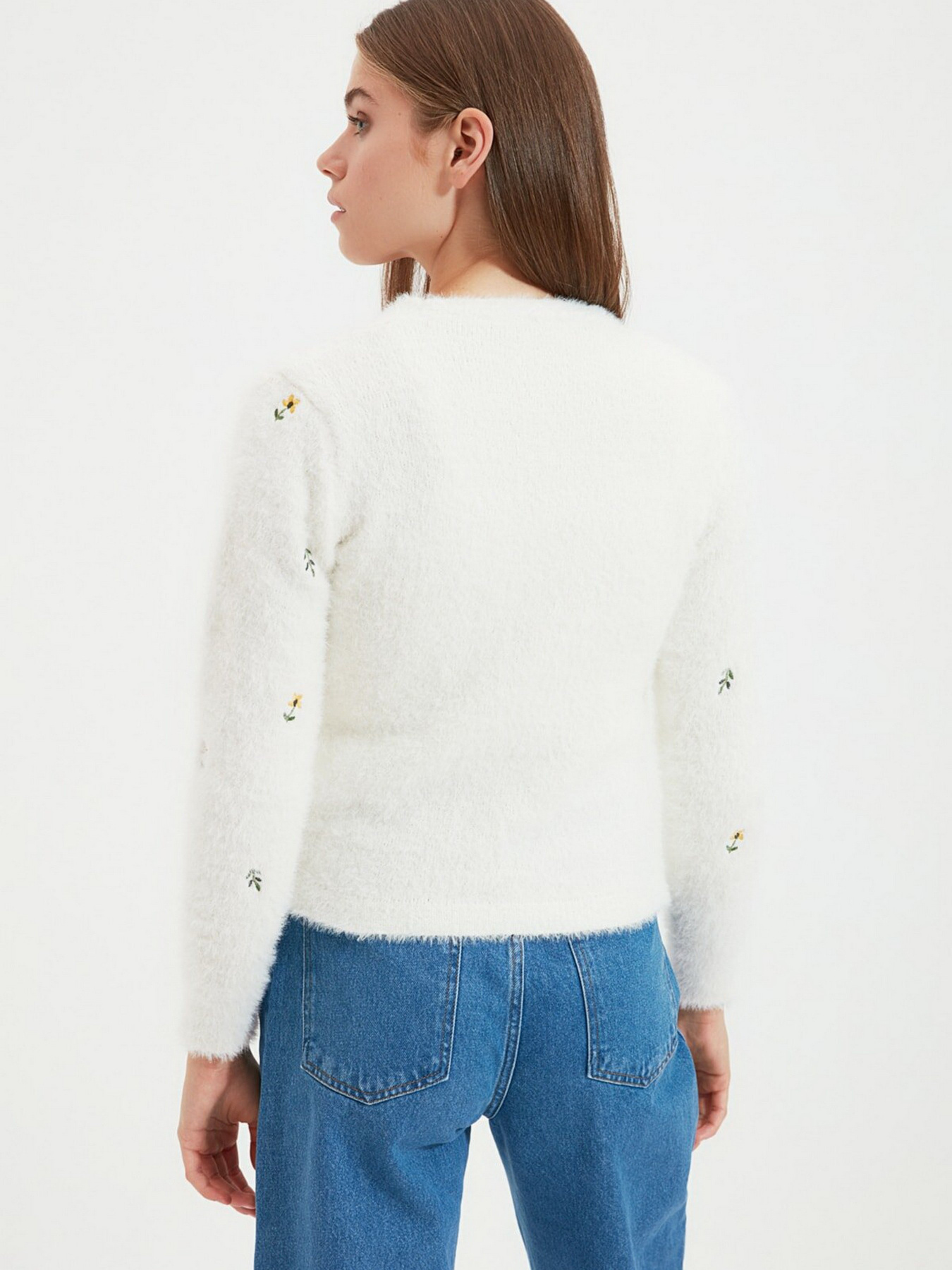 Свитры и кардиганы Trendyol модель TWOAW22HI0055/Ekru Фото