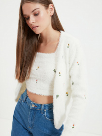 Свитры и кардиганы Trendyol модель TWOAW22HI0055/Ekru Фото
