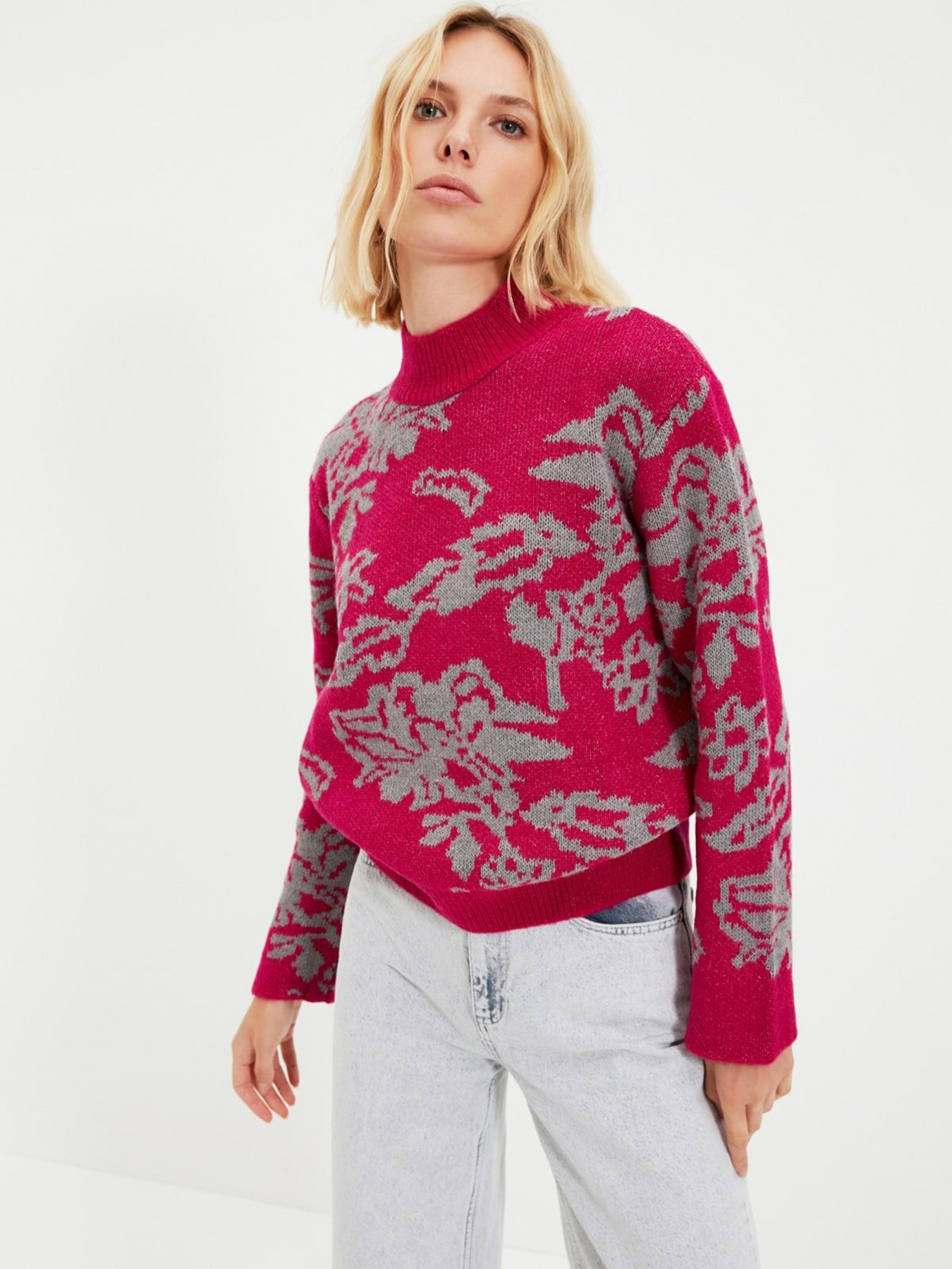Свитры и кардиганы Trendyol модель TWOAW22KZ0227/Fusya Свитры и кардиганы Trendyol модель TWOAW22KZ0227/Fusya Фото