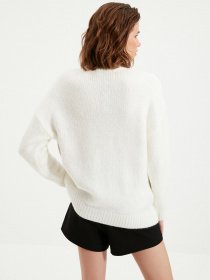 Свитры и кардиганы Trendyol модель TWOAW22KZ0263/Ekru Фото