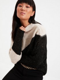 Свитры и кардиганы Trendyol модель TWOAW22KZ0238/Ekru Фото