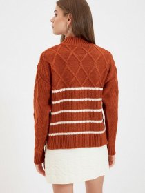 Свитры и кардиганы Trendyol модель TWOAW22KZ0462/Tarcin Фото