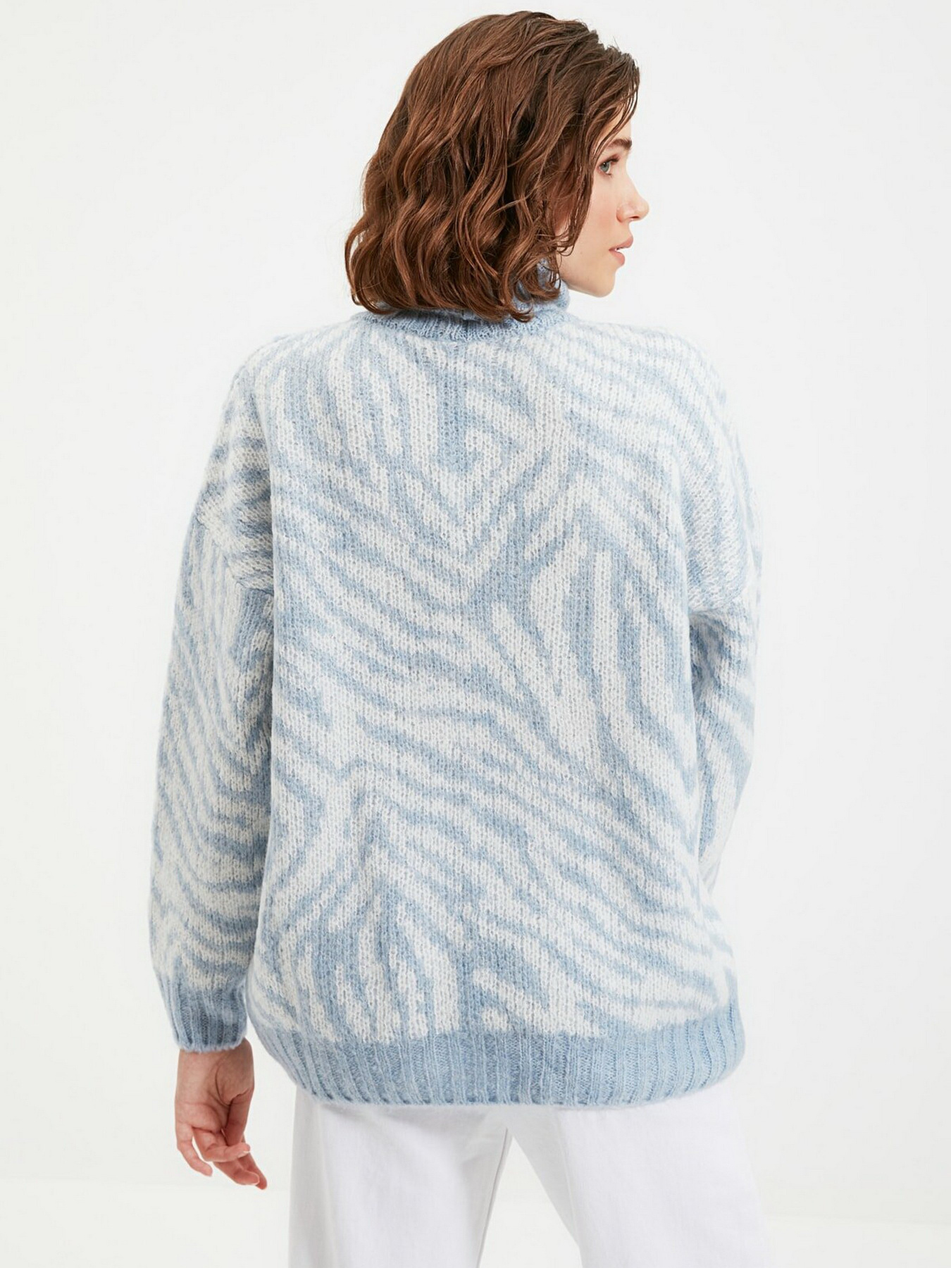 Свитры и кардиганы Trendyol модель TWOAW22KZ0493/Mavi Свитры и кардиганы Trendyol модель TWOAW22KZ0493/Mavi Фото