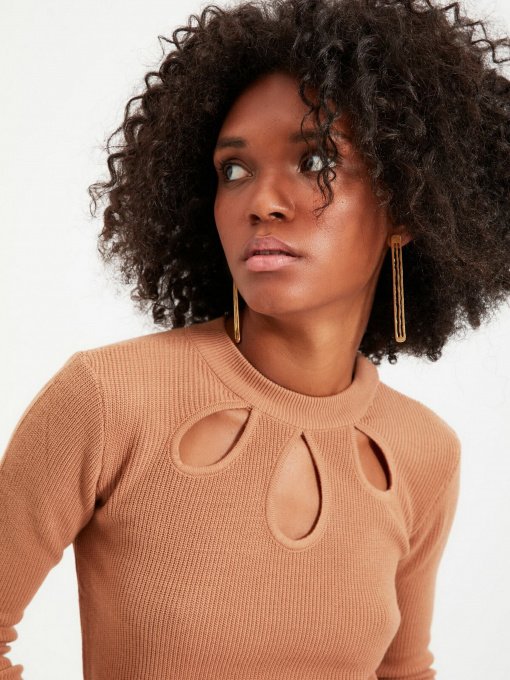 Свитры и кардиганы Trendyol модель TWOAW22KZ0501/Camel Фото