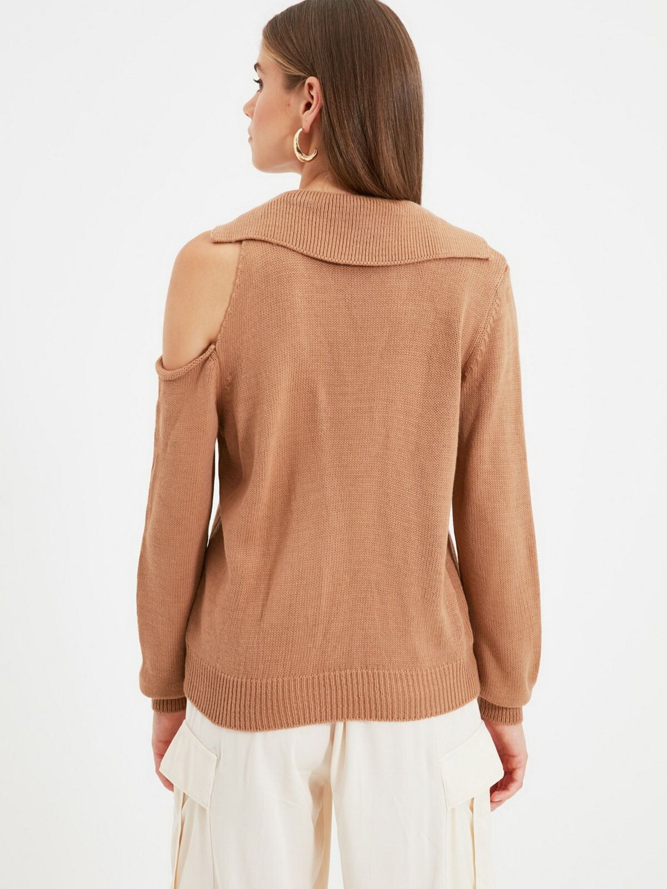 Свитры и кардиганы Trendyol модель TWOAW22KZ0783/Camel Фото