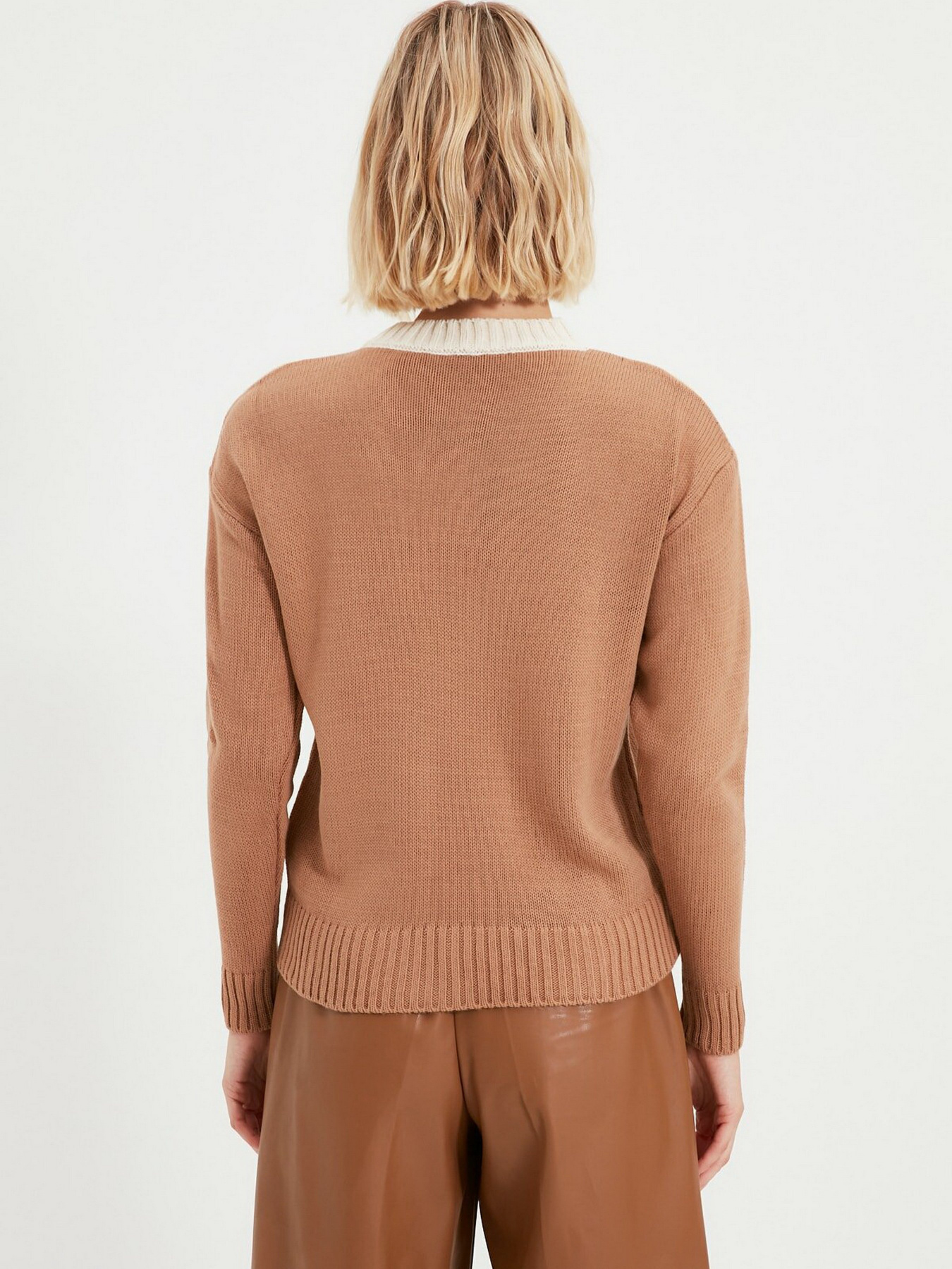 Свитры и кардиганы Trendyol модель TWOAW22KZ0876/Camel Фото