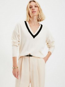 Свитры и кардиганы Trendyol модель TWOAW22KZ0975/Ekru Фото