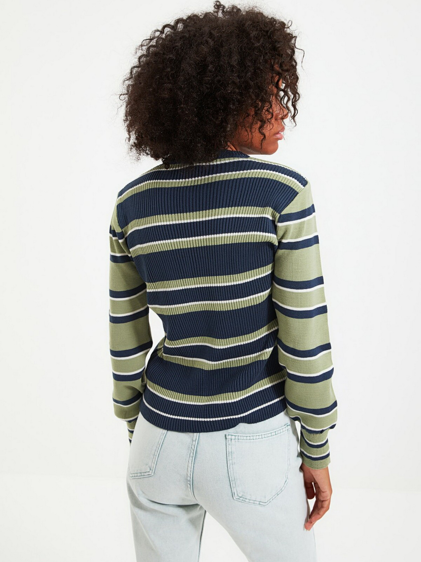 Свитры и кардиганы Trendyol модель TWOAW22KZ1098/Indigo Фото