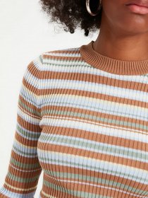 Свитры и кардиганы Trendyol модель TWOAW22KZ1114/Camel Фото
