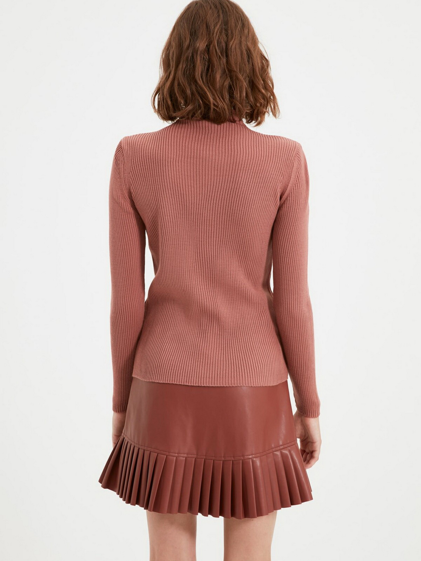 Свитры и кардиганы Trendyol модель TWOAW22KZ1411/Gul Kurusu Свитры и кардиганы Trendyol модель TWOAW22KZ1411/Gul Kurusu Фото