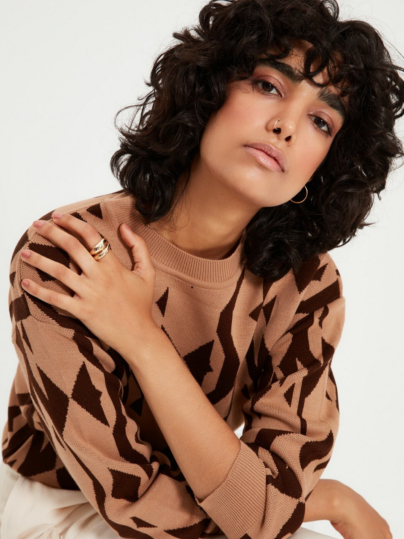 Свитры и кардиганы Trendyol модель TWOAW22KZ1649/Camel Свитры и кардиганы Trendyol модель TWOAW22KZ1649/Camel Фото