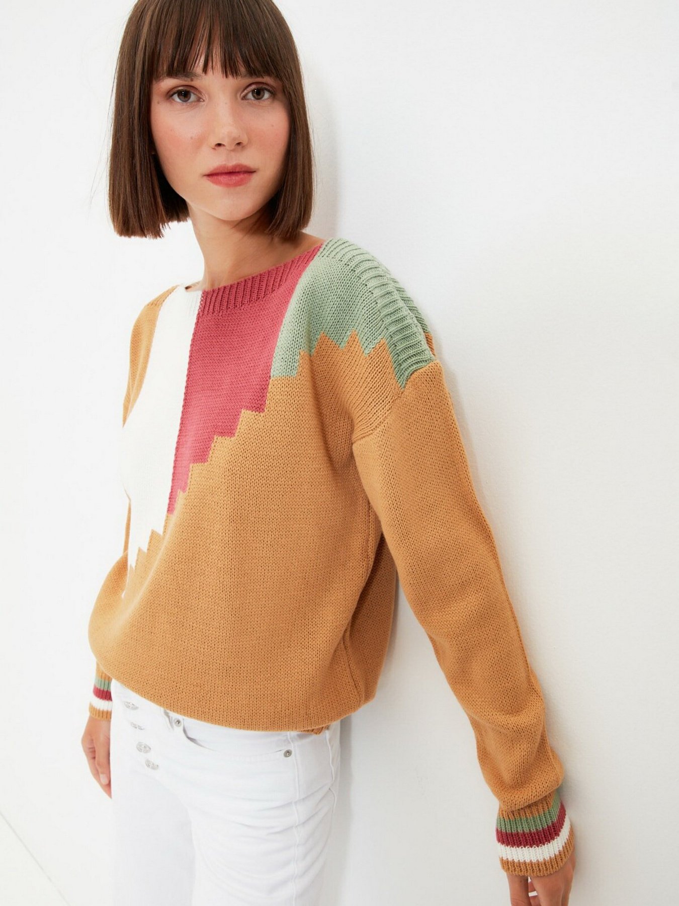 Свитры и кардиганы Trendyol модель TWOAW22KZ1733/Bej Свитры и кардиганы Trendyol модель TWOAW22KZ1733/Bej Фото