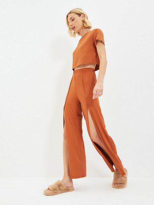 Футболки и поло Trendyol модель THMAW22PT0023/TarCin Фото