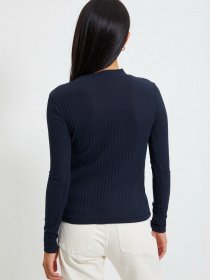 Худи и свитшоты Trendyol модель TWOAW20BZ0200/Lacivert Фото