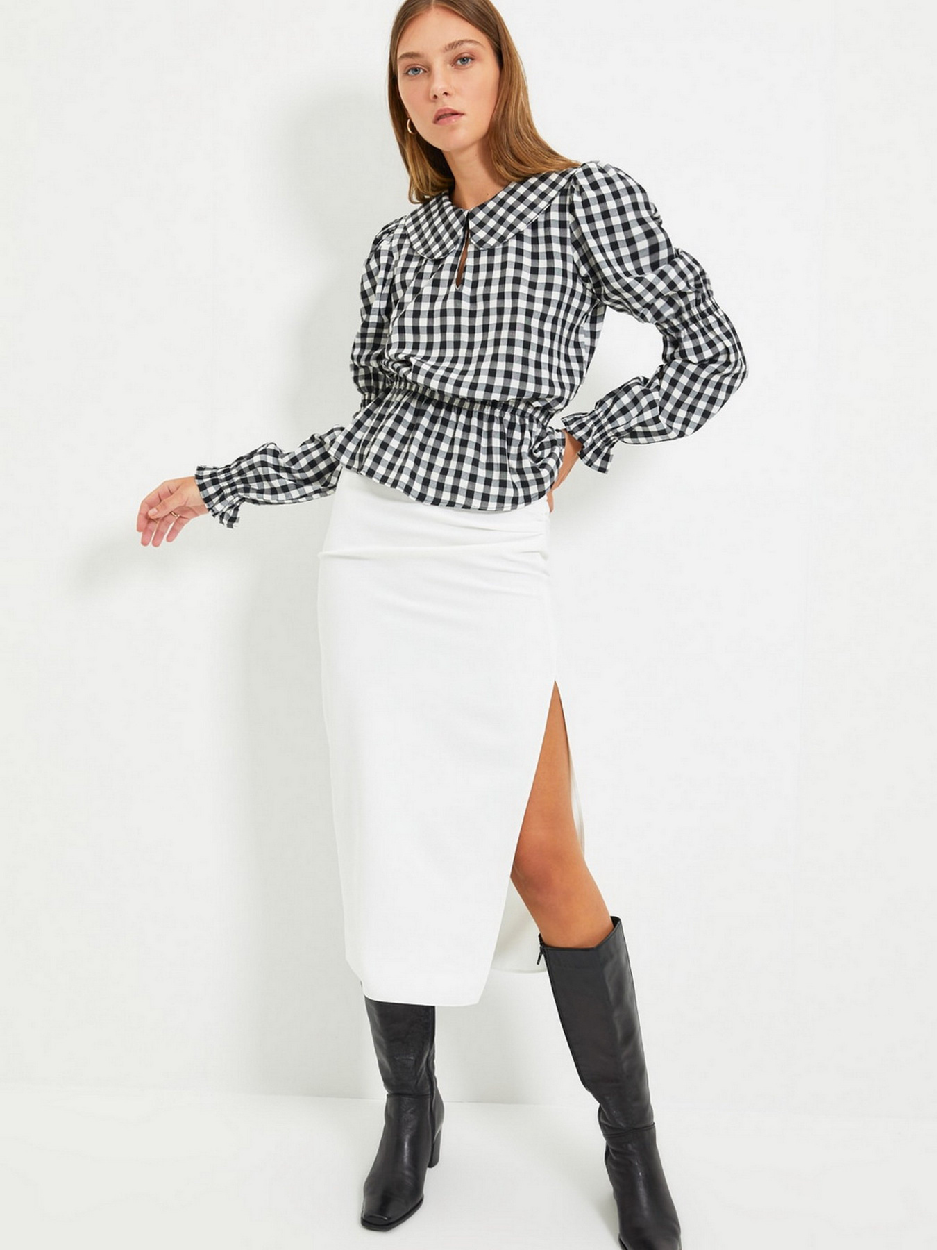 Сорочки Trendyol модель TWOAW22BZ0165/Siyah Сорочки Trendyol модель TWOAW22BZ0165/Siyah Фото