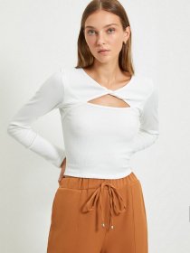 Худі та світшоти Trendyol модель TWOAW22BZ0217/Ekru Фото