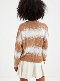 Свитры и кардиганы Trendyol модель TWOAW22HI0306/Camel Фото
