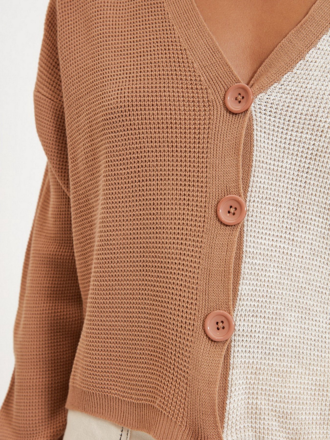 Свитры и кардиганы Trendyol модель TWOAW22HI0353/Camel Свитры и кардиганы Trendyol модель TWOAW22HI0353/Camel Фото