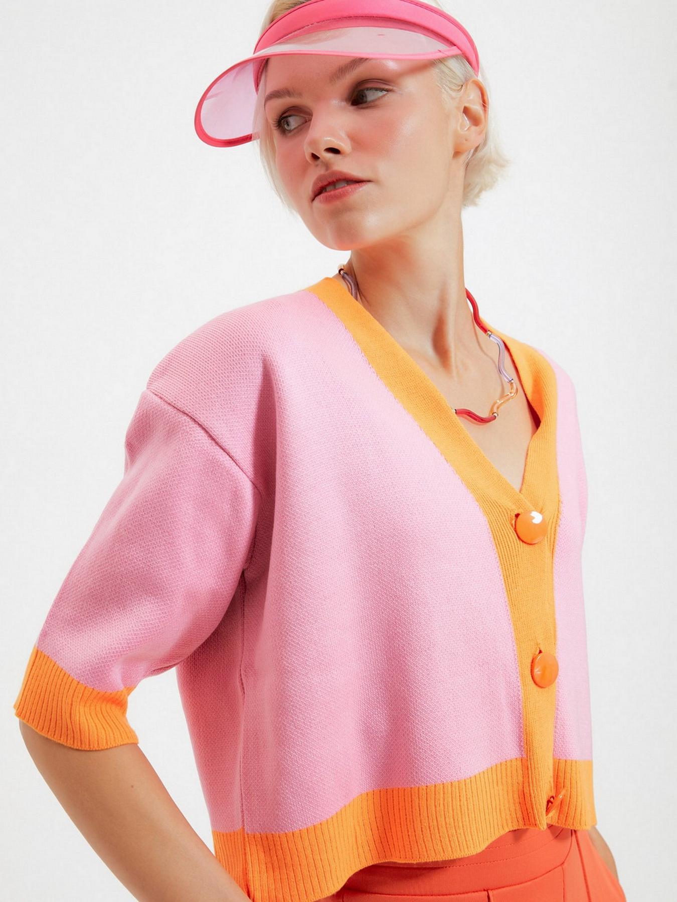 Свитры и кардиганы Trendyol модель TWOAW22HI0421/Pembe Фото