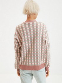 Свитры и кардиганы Trendyol модель TWOAW22HI0449/Pudra Фото