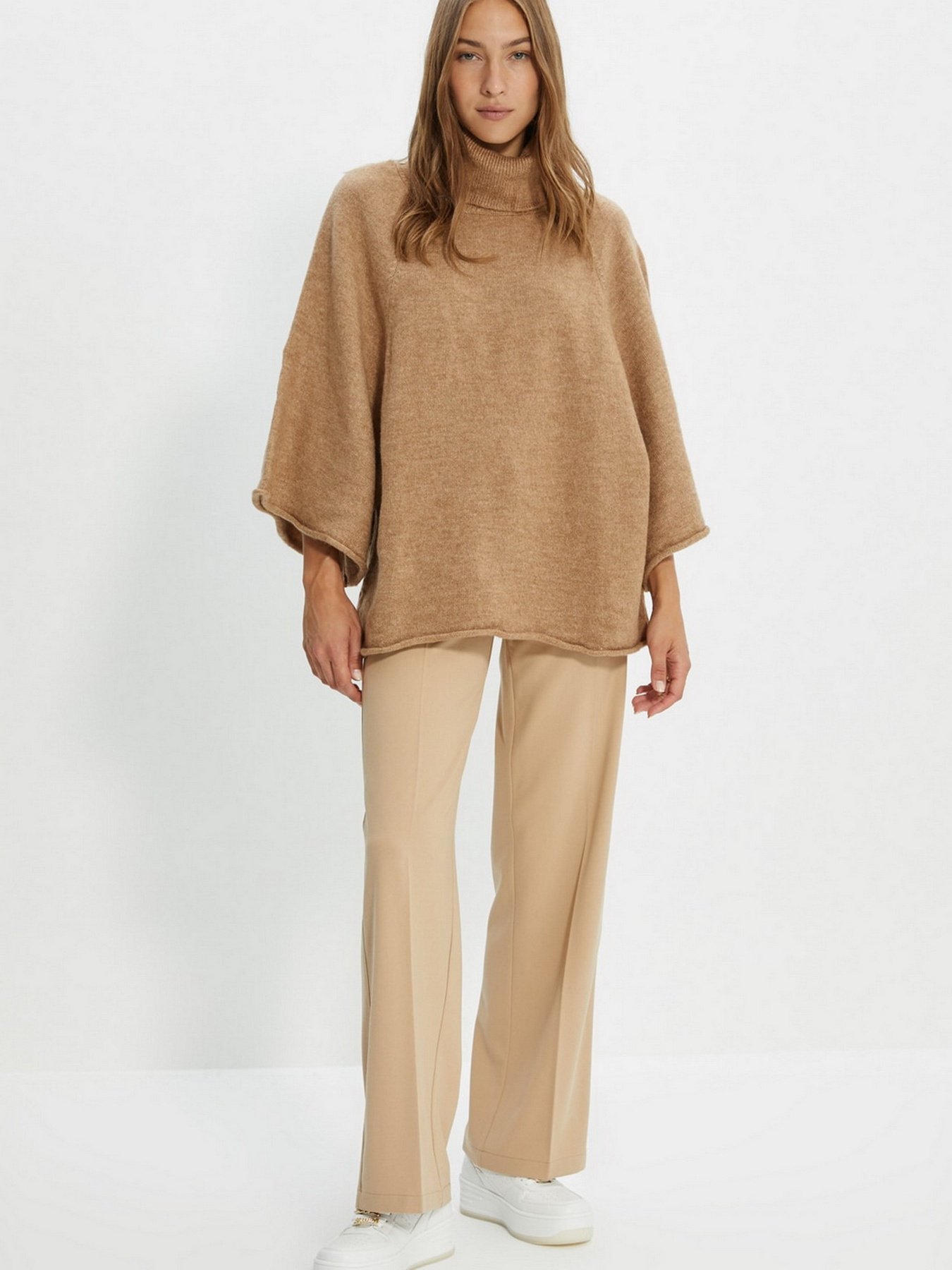 Свитры и кардиганы Trendyol модель TWOAW22KZ0762/Camel Фото