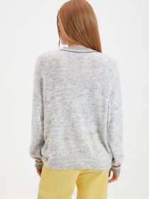 Свитры и кардиганы Trendyol модель TWOAW22KZ1364/Gri Фото