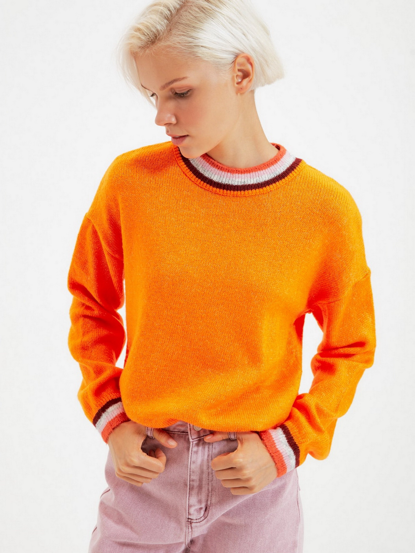 Свитры и кардиганы Trendyol модель TWOAW22KZ1364/Turuncu Фото