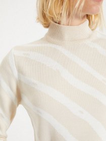 Свитры и кардиганы Trendyol модель TWOAW22KZ1696/Bej Фото