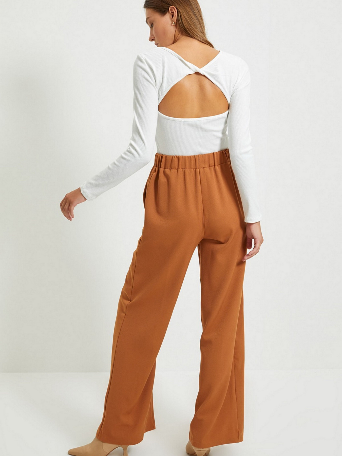 Штани Trendyol модель TWOAW22PL0059/Camel Штани Trendyol модель TWOAW22PL0059/Camel Фото