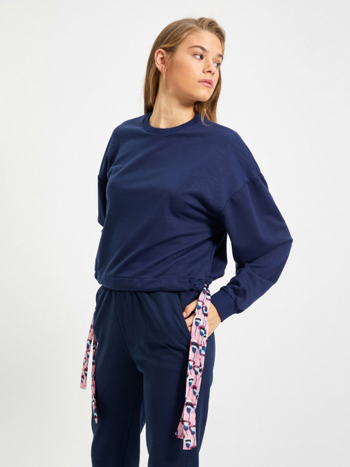 Худи и свитшоты Trendyol модель TWOAW22SW0051/Lacivert Фото