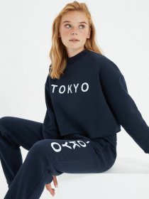 Худи и свитшоты Trendyol модель TWOAW22SW0895/Lacivert Фото