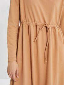 Сукні Trendyol модель TCTAW22EB0024/Camel Фото