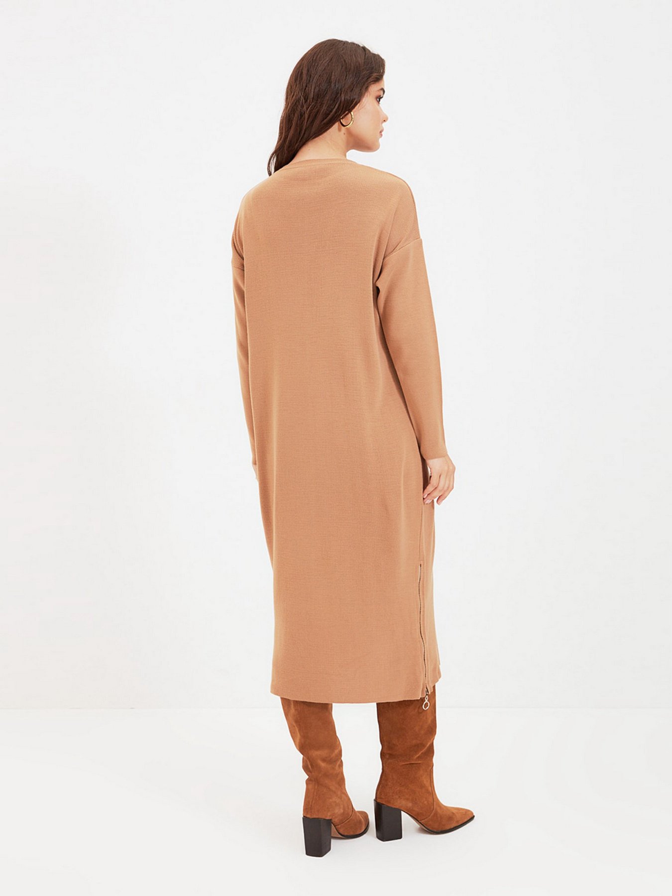 Сукні Trendyol модель TCTAW22EL0038/Camel Сукні Trendyol модель TCTAW22EL0038/Camel Фото