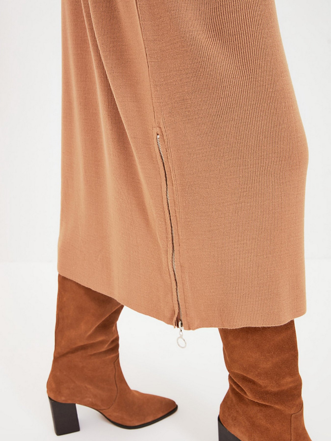 Сукні Trendyol модель TCTAW22EL0038/Camel Сукні Trendyol модель TCTAW22EL0038/Camel Фото