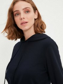 Худи и свитшоты Trendyol модель TWOAW20SW0059/Lacivert Фото