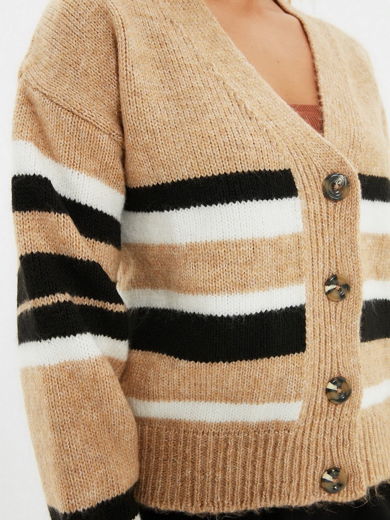 Свитры и кардиганы Trendyol модель TWOAW22KZ1631/Camel Фото
