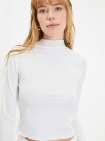 Худи и свитшоты Trendyol модель TWOAW21BZ0905/Ekru Фото