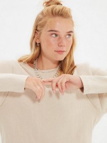 Свитры и кардиганы Trendyol модель TWOAW22BZ0839/Bej Фото