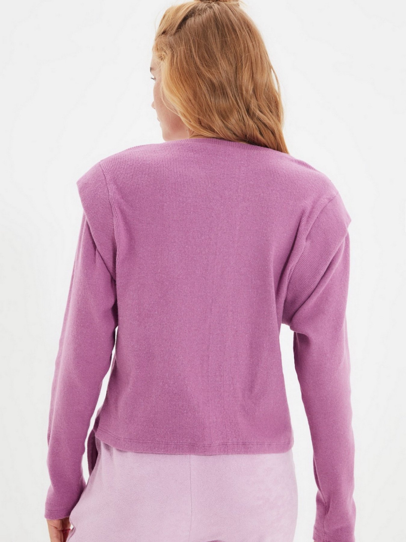 Свитры и кардиганы Trendyol модель TWOAW22BZ0839/Mor Фото