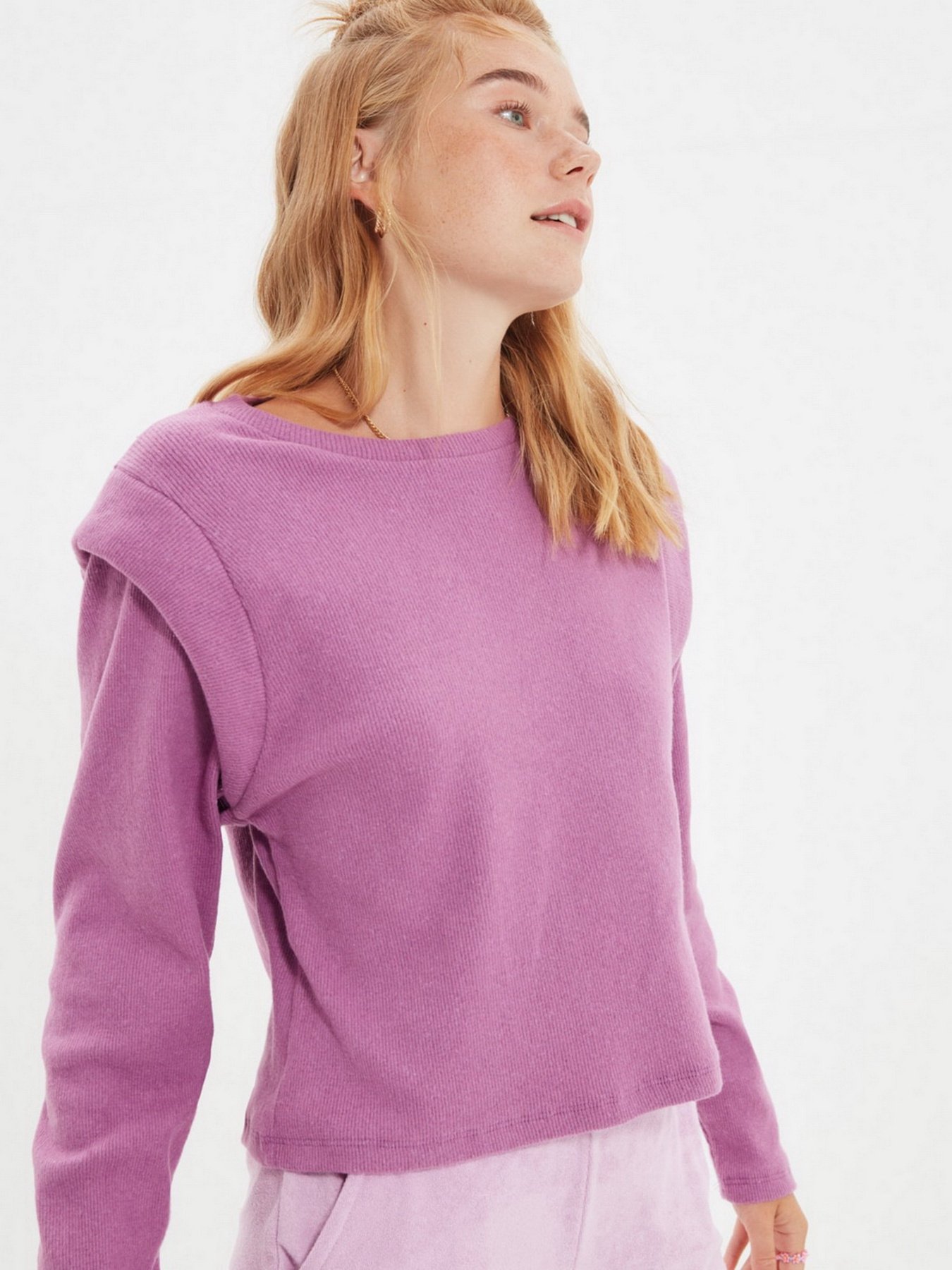 Свитры и кардиганы Trendyol модель TWOAW22BZ0839/Mor Фото