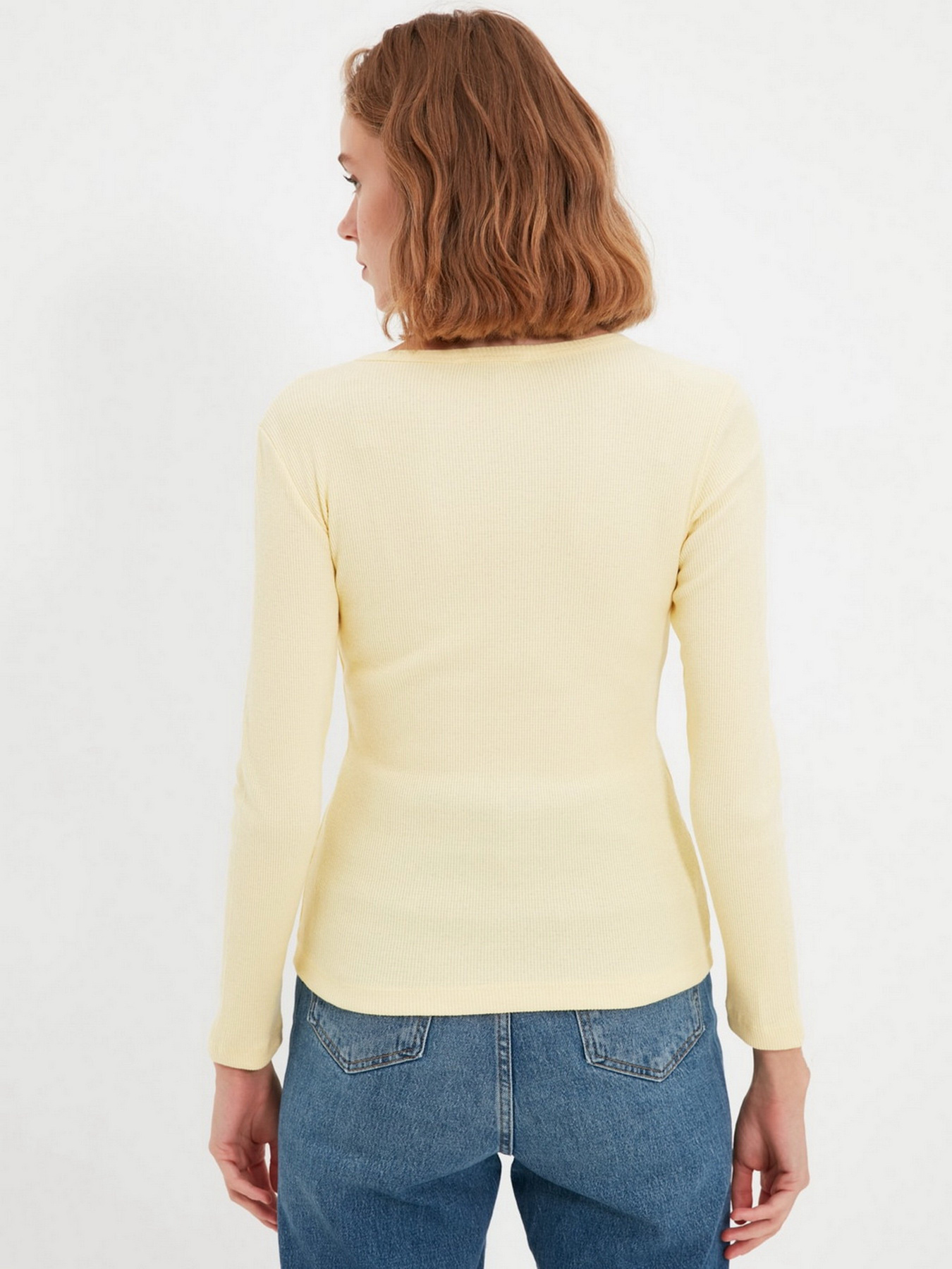 Свитры и кардиганы Trendyol модель TWOAW22BZ0937/Sari Свитры и кардиганы Trendyol модель TWOAW22BZ0937/Sari Фото