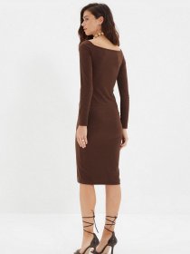 Сукні Trendyol модель TWOAW22EL0439/Koyu Kahverengi Фото