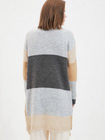 Свитры и кардиганы Trendyol модель TWOAW22HI0507/Ekru Фото